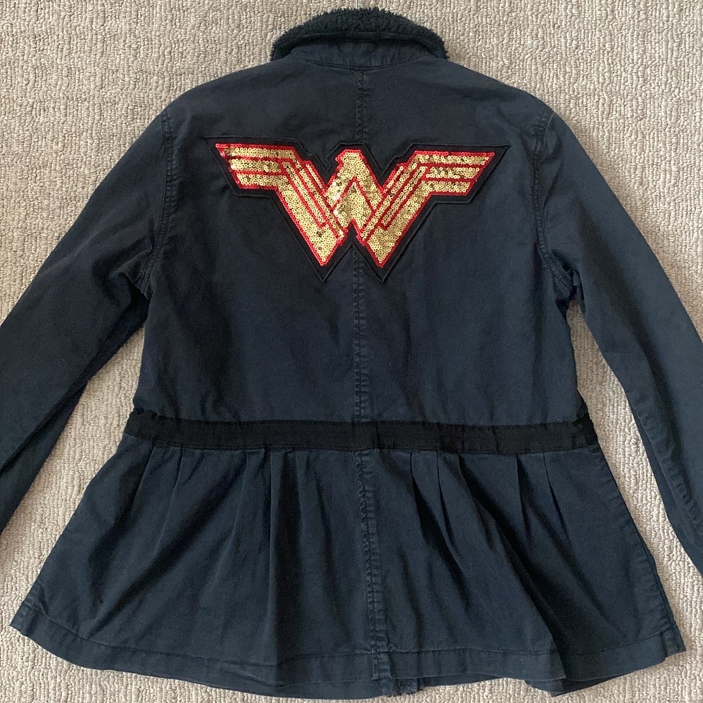 Gap x DC Comics Wonder Woman Justice League Sherpa Lined Utility Jacket Medium - Picture 11 of 16
